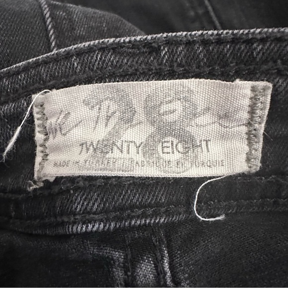 *SOLD* Free People We The Free Firecracker Flare Jeans Black Denim Size 28 - Picture 8 of 10